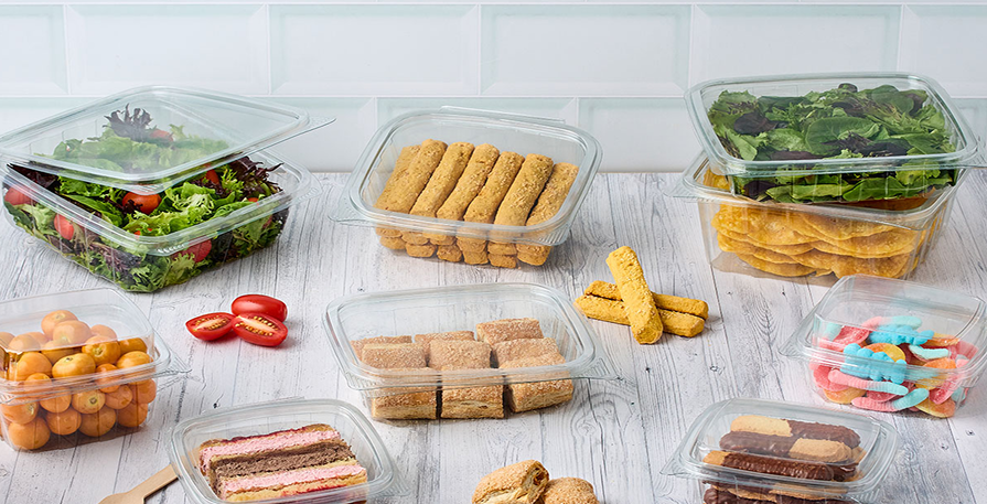 Empaques plásticos para alimentos termoformados RPET eco-friendly fabricados en Colombia por Lamiempaques