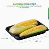 Bandeja plástica con mazorca encima