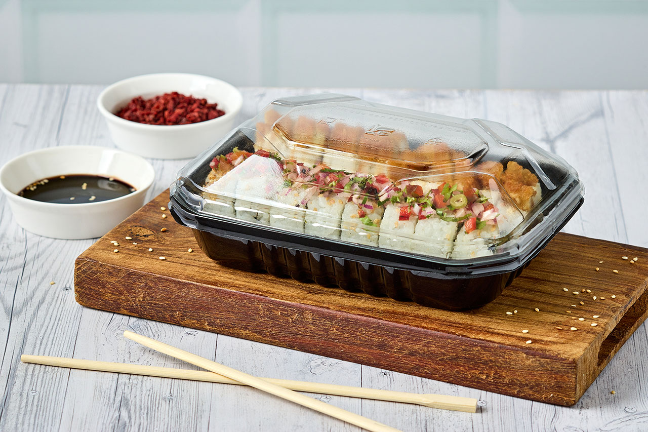 empaque plástico con comida dentro